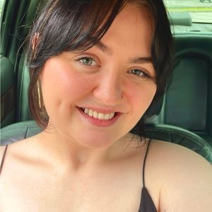 Meet your Posher, Jasmine